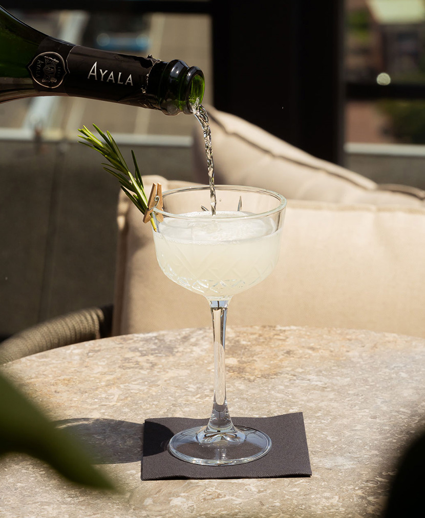BLOU Rooftopbar - UPPER DECK